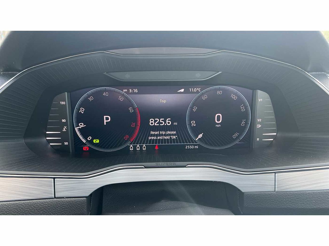 SKODA Superb 1.5 TSI (150ps) SE ACT DSG Hatchback