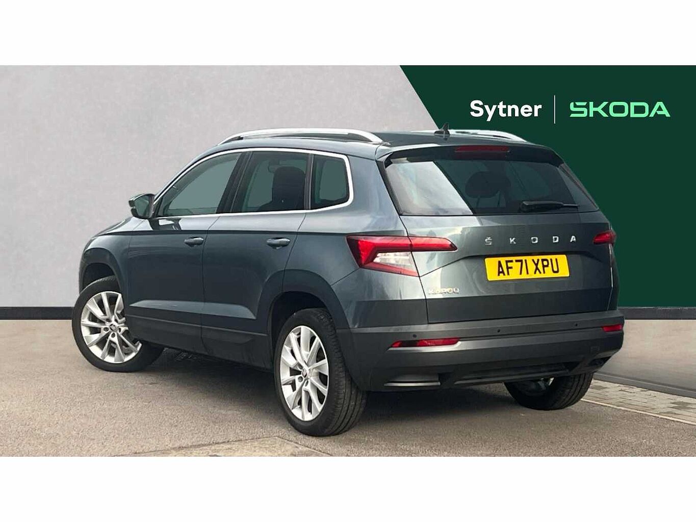 SKODA Karoq SUV 1.0 TSI (110ps) SE L